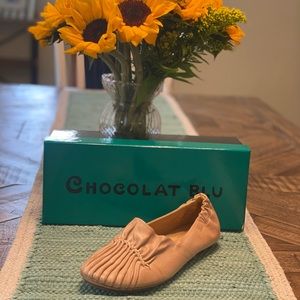 Chocolat Blu Camel Size 7.5